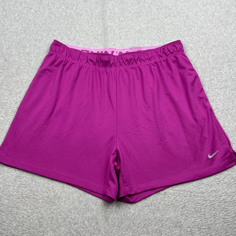 Nike Shorts Womens XL Magenta Dri-FIT Attack Mid-Rise 5" Unlined Fitness DX6024